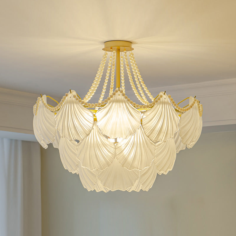 Nordique Shell Shape Chandelier Verre Multi Light Hanging Light en blanc pour chambre à coucher