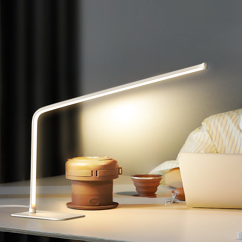 Nordic Style LED Table Lamp Modern Style Desk Lamp for Study Bedroom