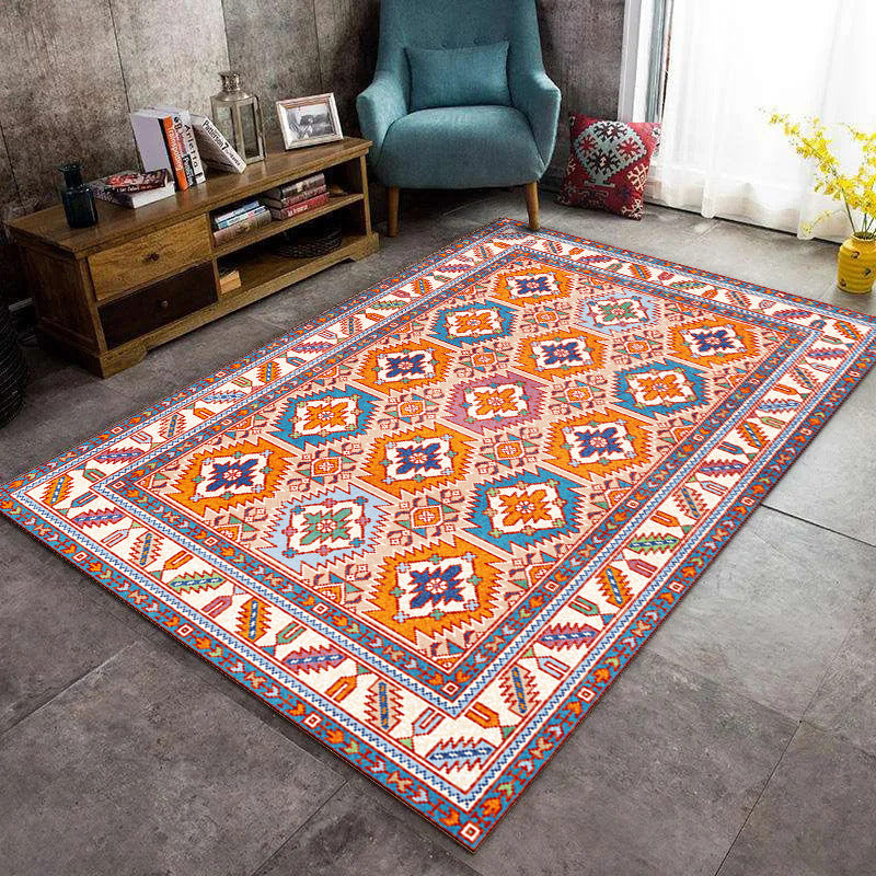 Beige Traditional Rug Polyester Graphic Rug Non-Slip Backing Rug for Living Room