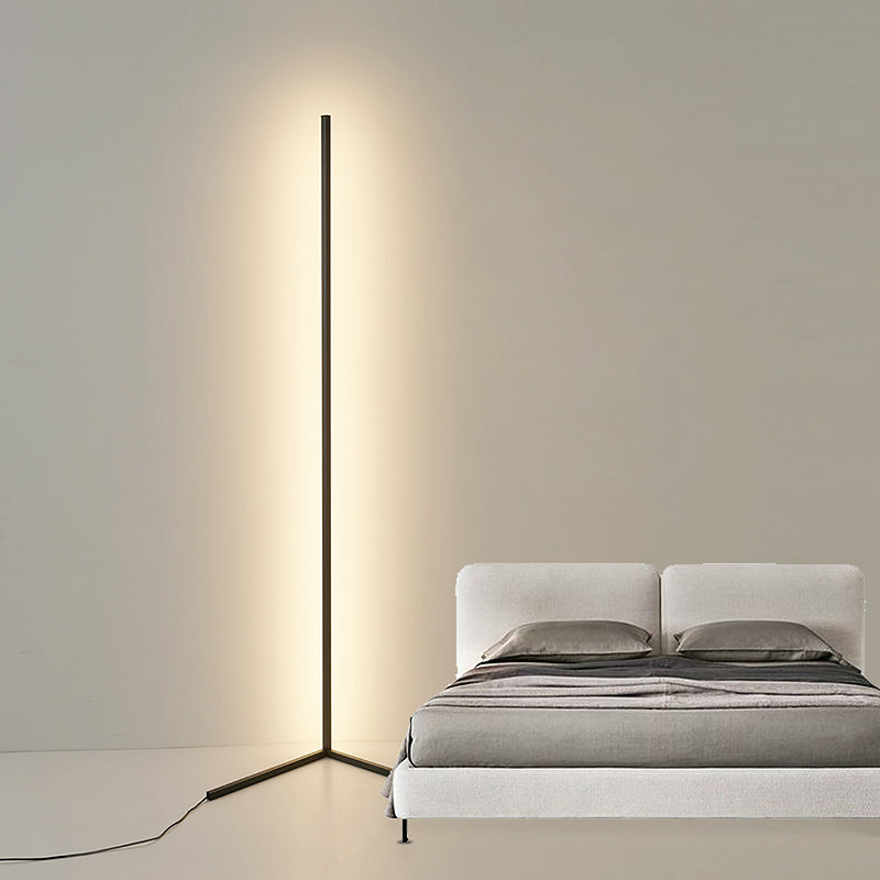 Simplicity Aluminum Floor Reading Lamp Linear 1-Light LED Floor Lamp for Living Room