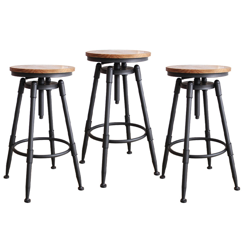 Tabouret de bar industriel rotatif Barstool de 4 pieds pour ensemble de salles à manger de 3