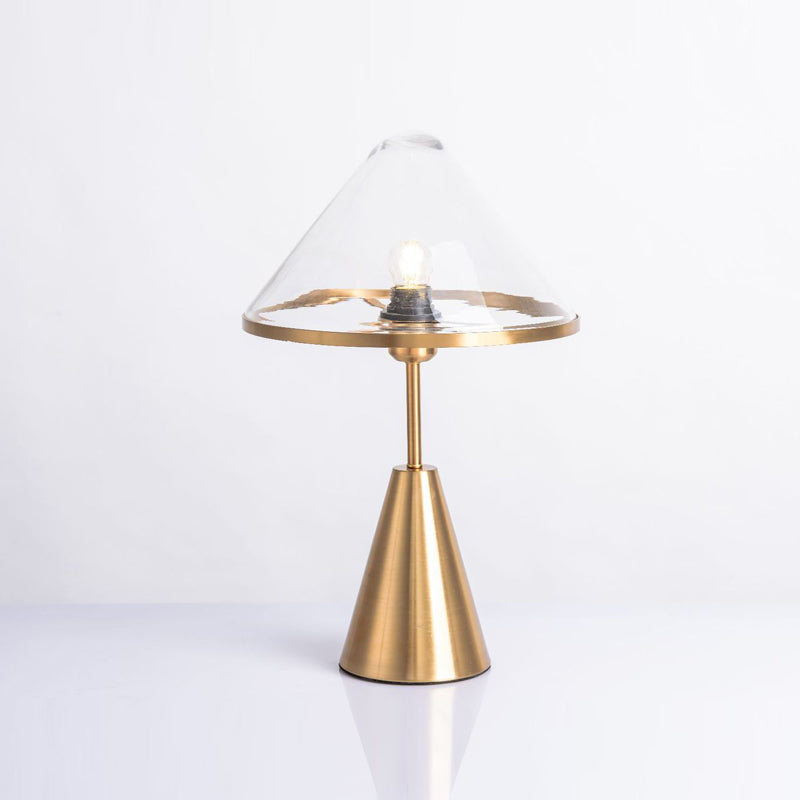 Goldkegelform Tischlampe Nordic Style Tischlicht mit Glas für Schlafzimmer