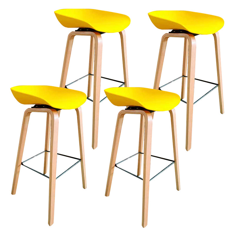 Tabouret de comptoir en plastique moderne Tabouret de pied à bas du dossier bas de seau de bar au café avec des pattes en bois