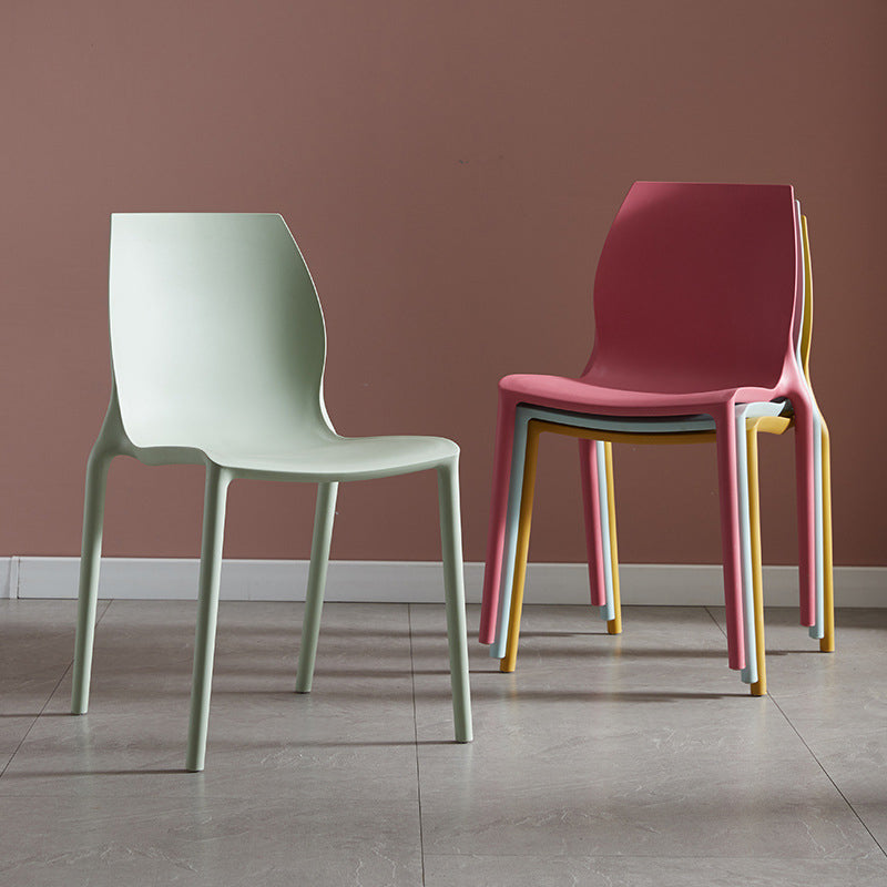 Chaises de salle à manger intérieure en plastique moderne chaise latéral solide