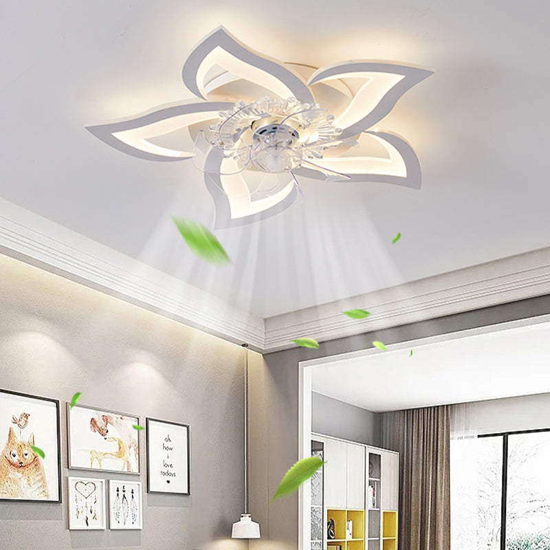 Nordic Metal Ceiling Fan Light Multi-Head Flush Mount Lighting with Plastic Fan Blade