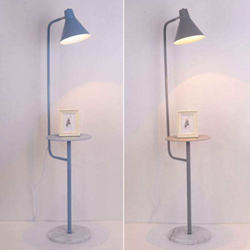 Geometrische metalen vloerlamp Moderne Noordse macarons enkele lichte vloerlampbevestiging