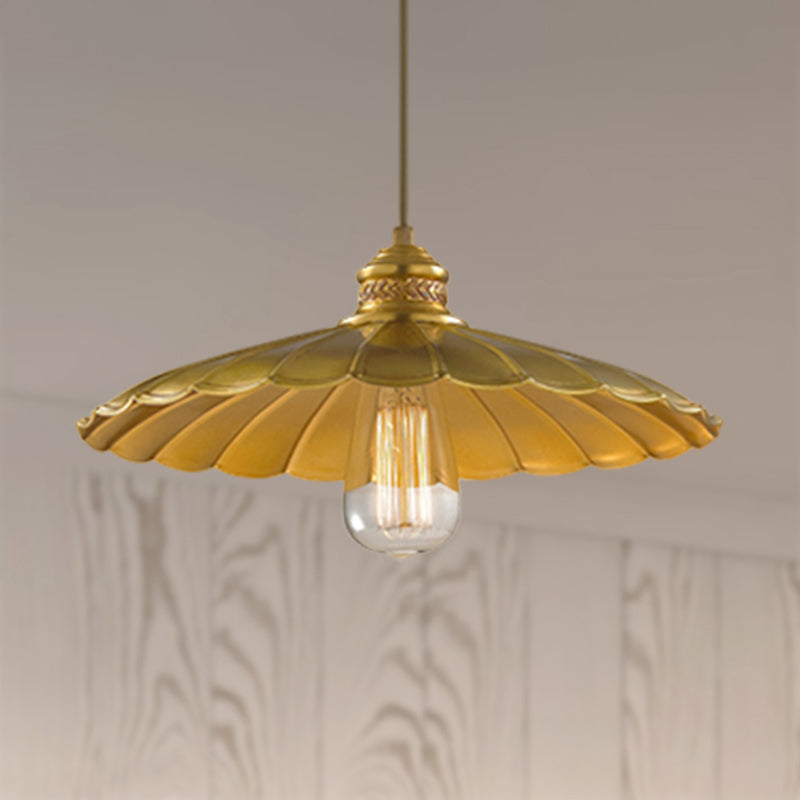 1 Light Pendant Lamp Vintage Style Scalloped Shade Metal Suspension Light in Brass for Farmhouse