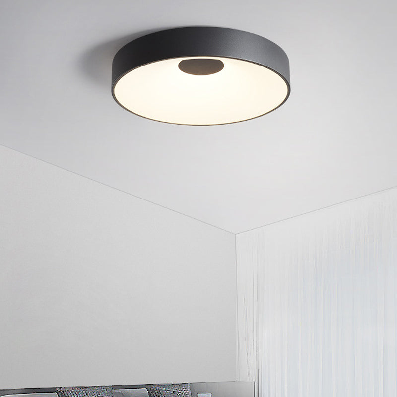 Round Flush Mount Ceiling Light Fixture Minimalist Metal LED Ceiling Mount Lamp