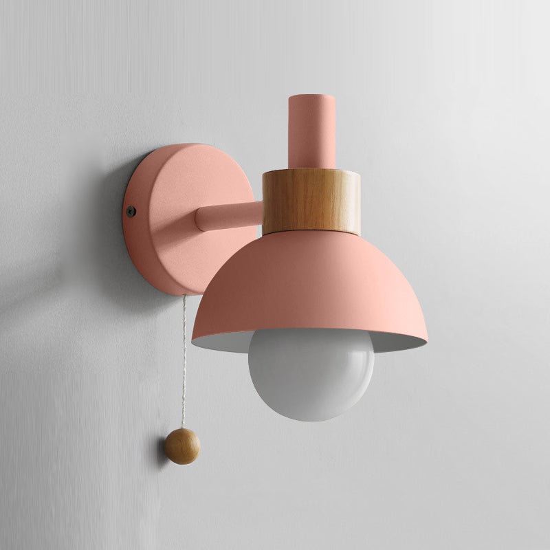 Luz de pared de metal nórdica Dome 6 "de ancho Macaron Plan de pared con madera para sala de estar