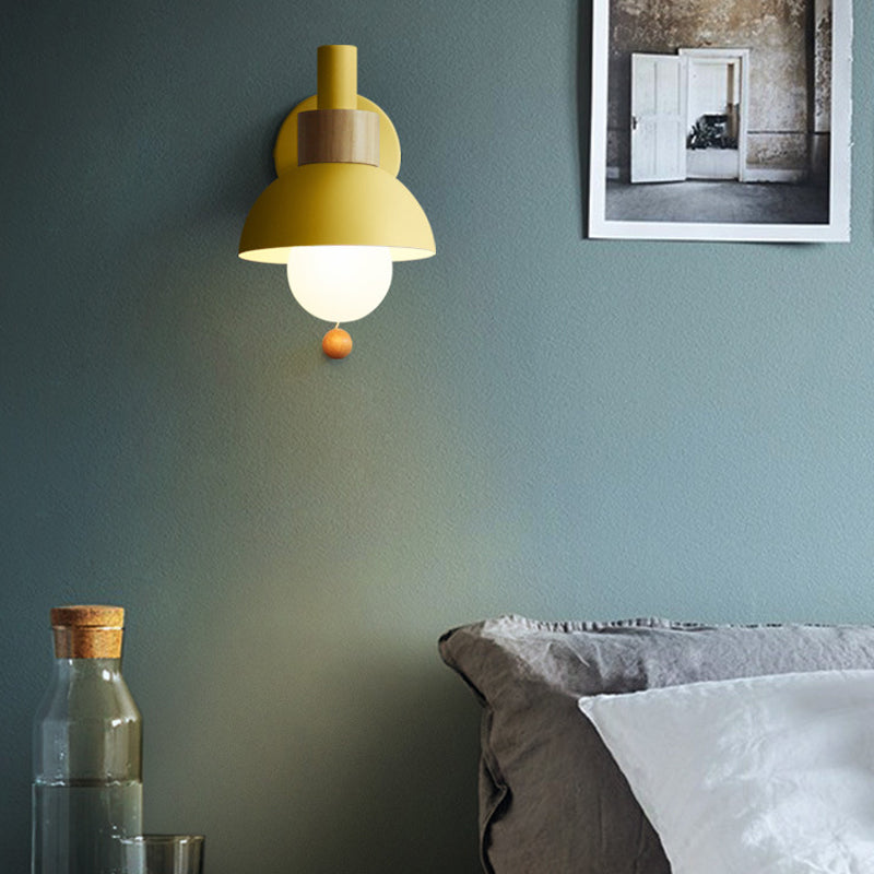 Luz de pared de metal nórdica Dome 6 "de ancho Macaron Plan de pared con madera para sala de estar