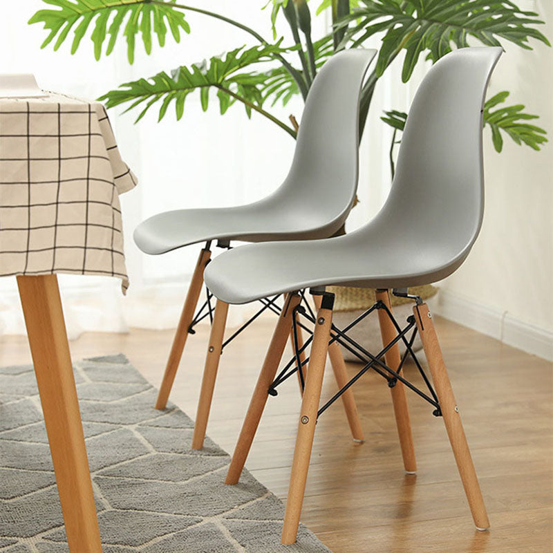 Chaises de cuisine de style contemporain pour manger des chaises latérales sans bras avec des jambes en bois