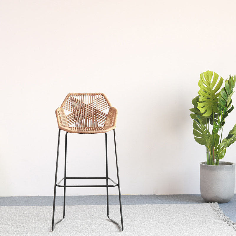 Tabouret de bar en métal de style moderne avec repose-pied et tabouret de bar salon de balcon arrière basé 30 pouces