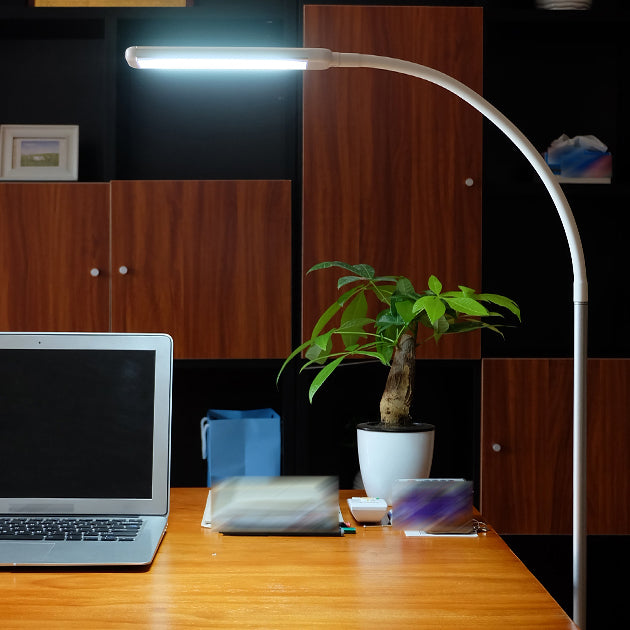 Lampe de fleurs linéaires moderne métal 65 "haut de plancher à LED pour le salon