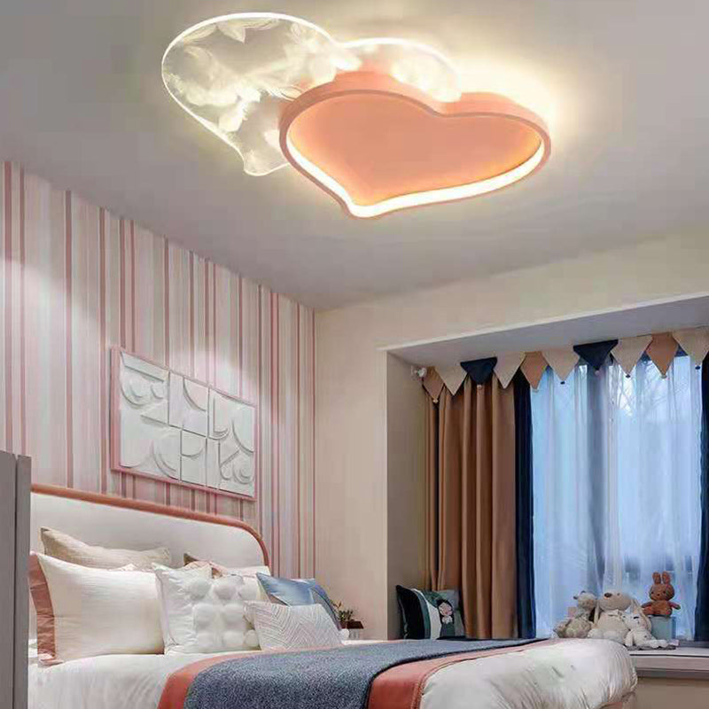 1 Light Heart Ceiling Light Modern Style Metal Ceiling Lighting for Living Room