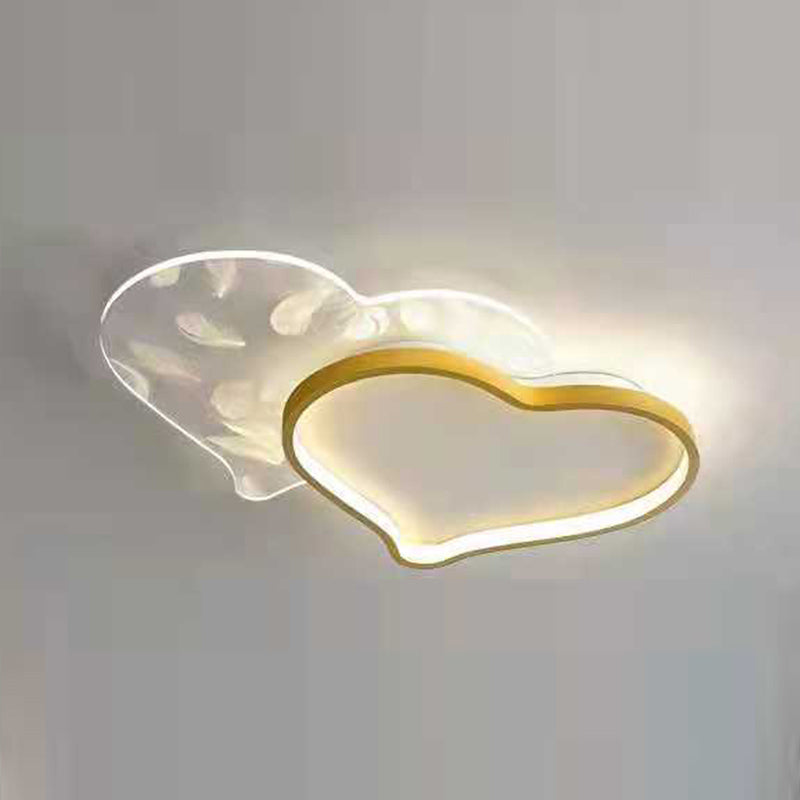 1 Light Heart Ceiling Light Modern Style Metal Ceiling Lighting for Living Room