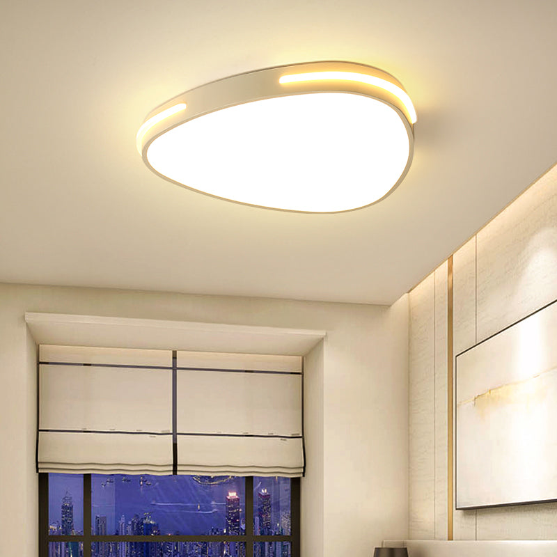 Metal Flush Mount Ceiling Light Modern LED White Ceiling Mount Light