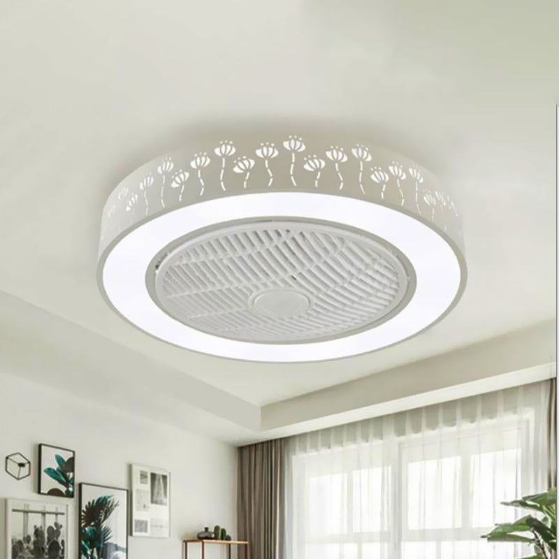 Lámpara de ventilador colgante de acrílico LED redondo de 21.5 "de ancho de ancho Minimalismo Luz de techo de montaje de flush con 4 cuchillas