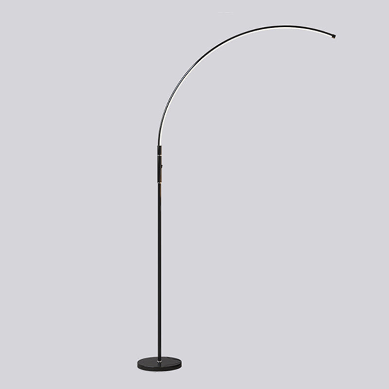 Moderne lineaire vorm vloerlamp metalen enkele lichte vloerlamp