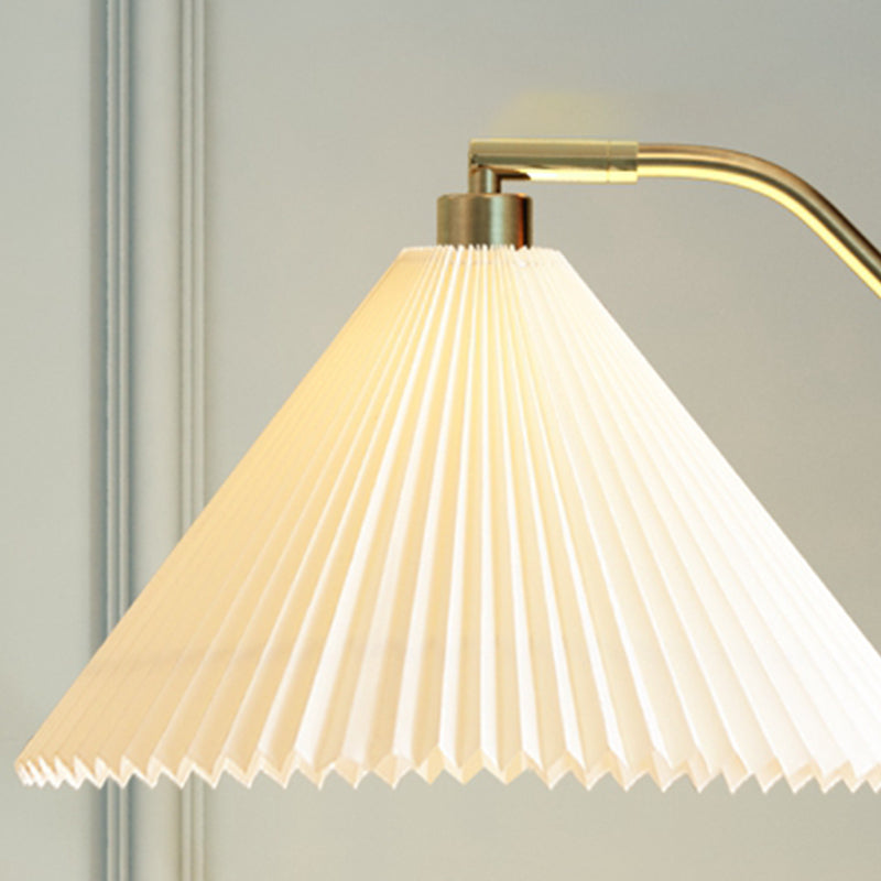 Stile contemporaneo a forma di cono lampada da pavimento in metallo 1 illuminazione light pavimento