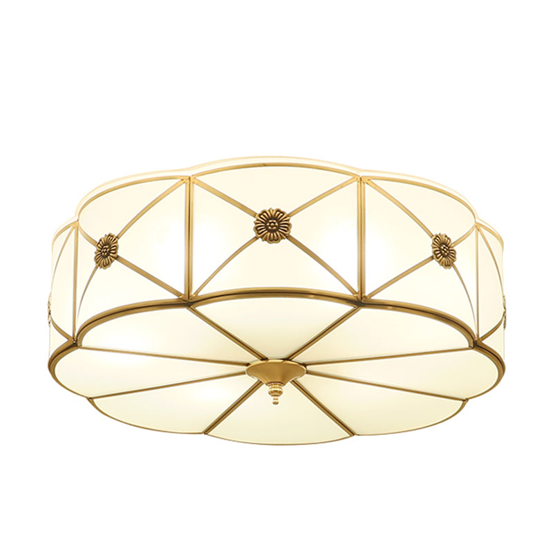 Gouden koperen plafondverlichting armaturen traditionele trommelplafond gemonteerde lamp met glazen schaduw