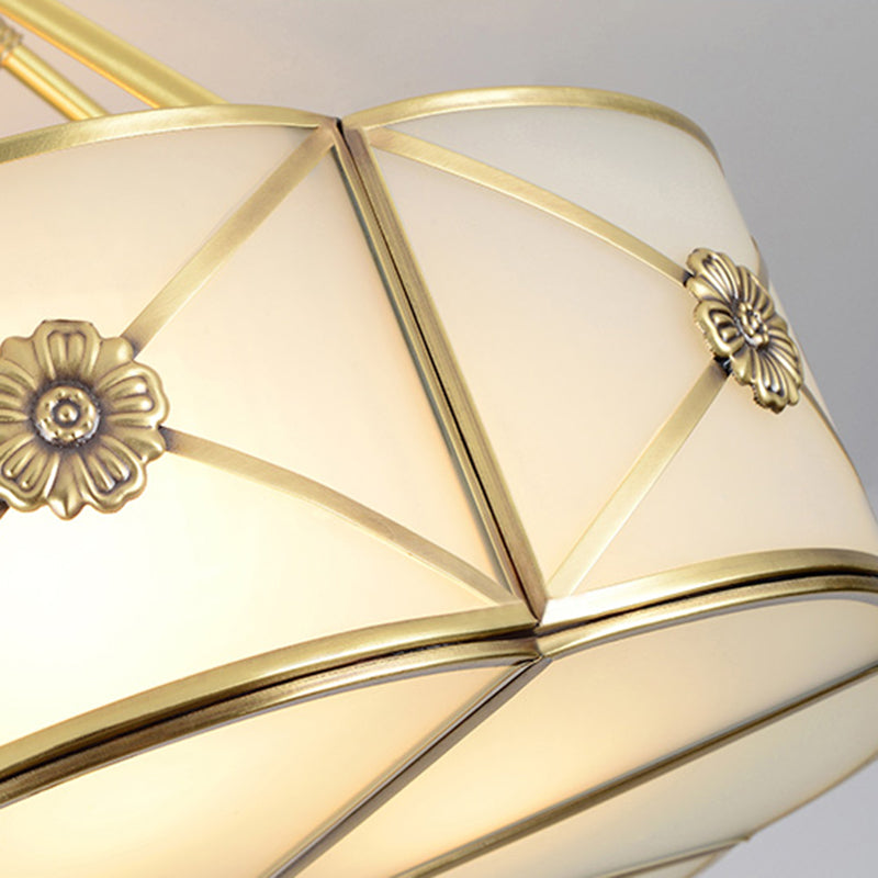 Gouden koperen plafondverlichting armaturen traditionele trommelplafond gemonteerde lamp met glazen schaduw