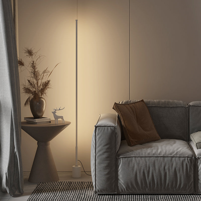 Lampada da pavimento a forma lineare Metal contemporanea 1 illuminazione a pavimento leggera