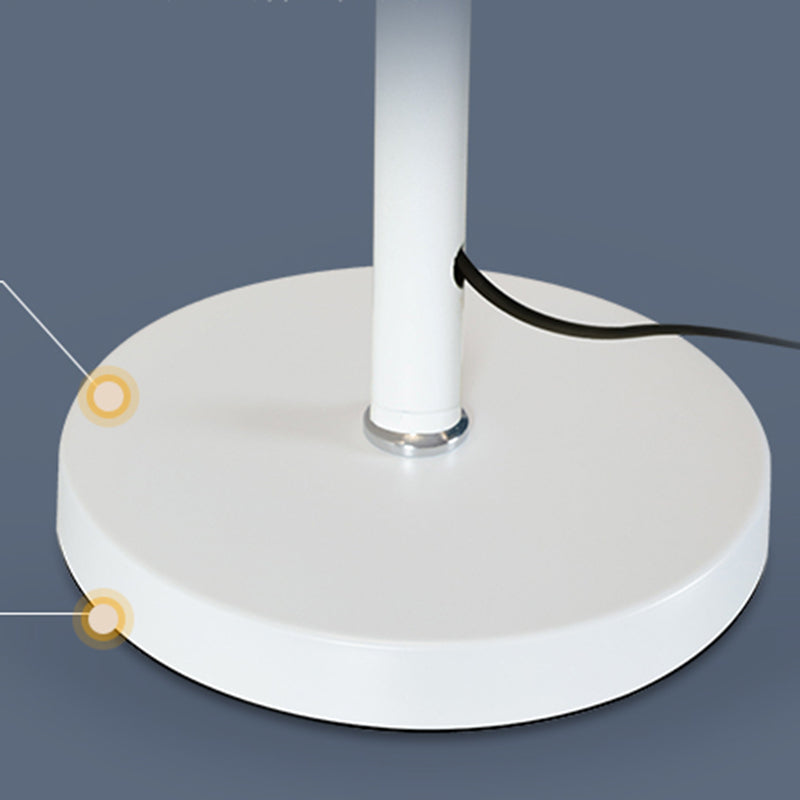 1 leichte lineare Stehlampe zeitgemäße Metall -Floor -Leuchten im Stil von Metallstilen