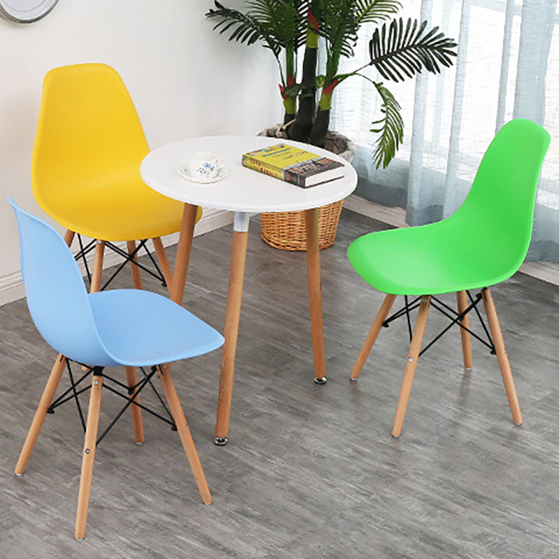 Modern Plastic Home Side Chair Matte Finish Solid Back Dining Chair