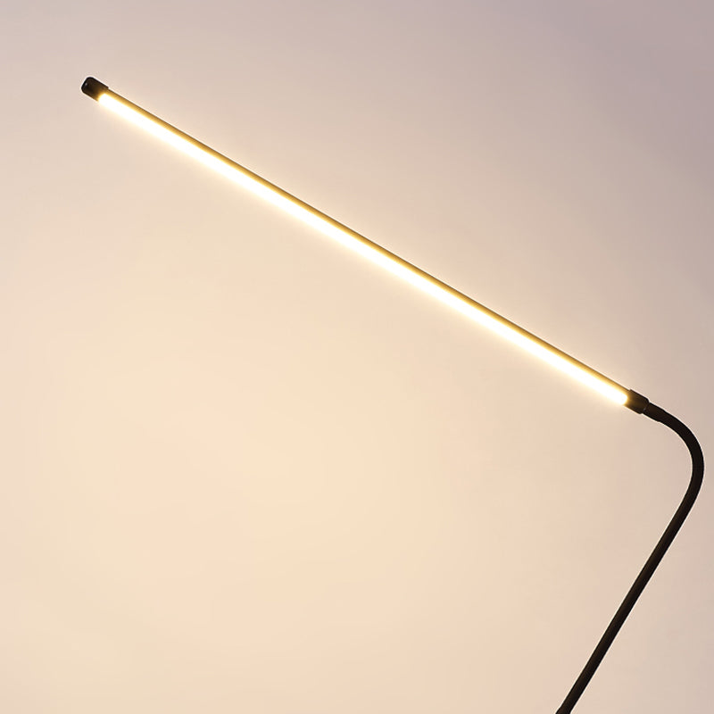 1-Light Modern Linear Floor Lamp Metal Black LED Floor Light for Living Room