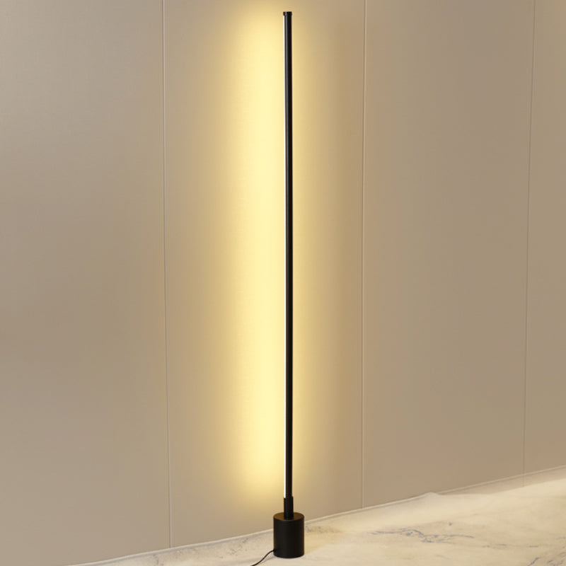 Modern Style Strip a forma di illuminazione da pavimento in metallo 1 Lampada leggera per soggiorno