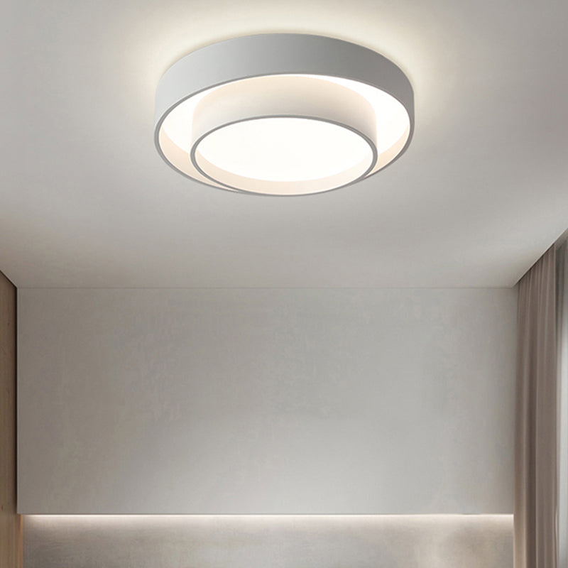 Round Shape Metal Flush Mount Light Modern 1-Light Flush Mount Ceiling Light in White