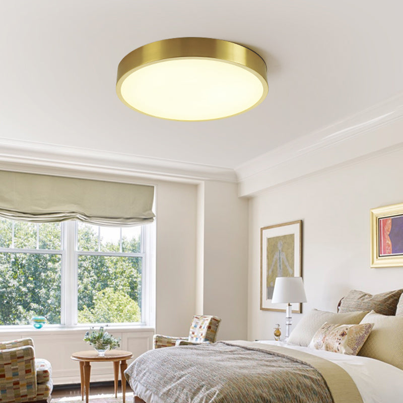 Modern Style Round Flush Mount Light Metal 1 Light Flush Mount Lamp in Gold Finish