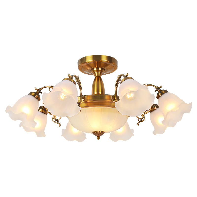 Éclairage de plafond de chambre à lampe à lampe semi-à lampe traditionnelle avec teinte en verre de fleur