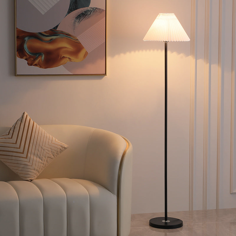 Modern Floor Lamp Household Floor Light with Fabric Shade for Sitting Room