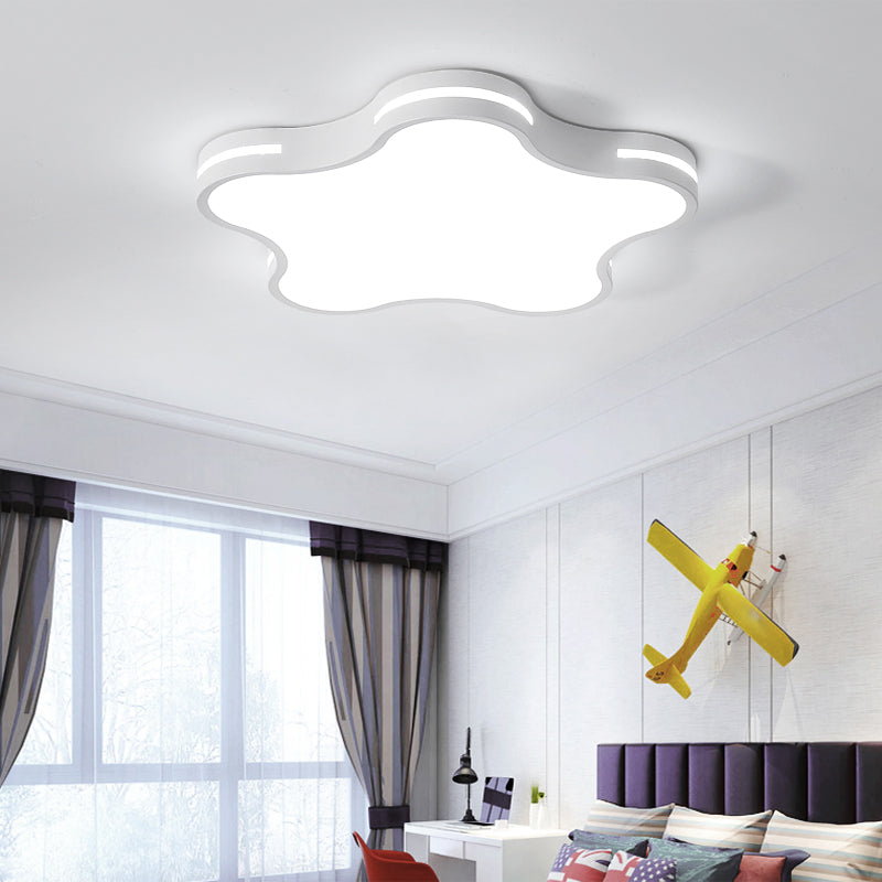 Metal Star Star Flush Mount Luz para niños Estilo de 1 luce Luz de techo de montura de montura