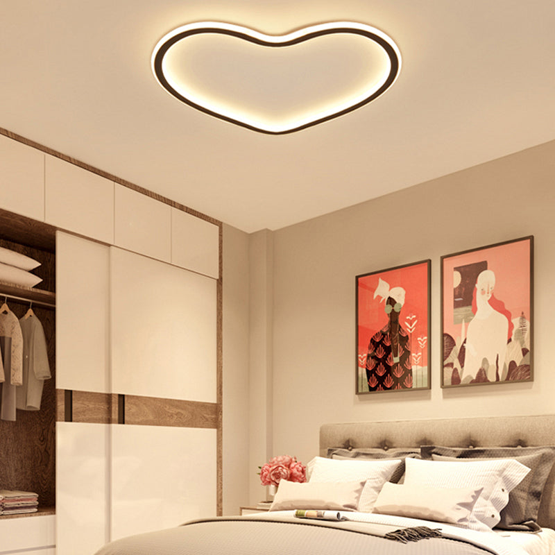 Metal Heart Shape Flush Mount Ceiling Light Simple LED Ceiling Lamp