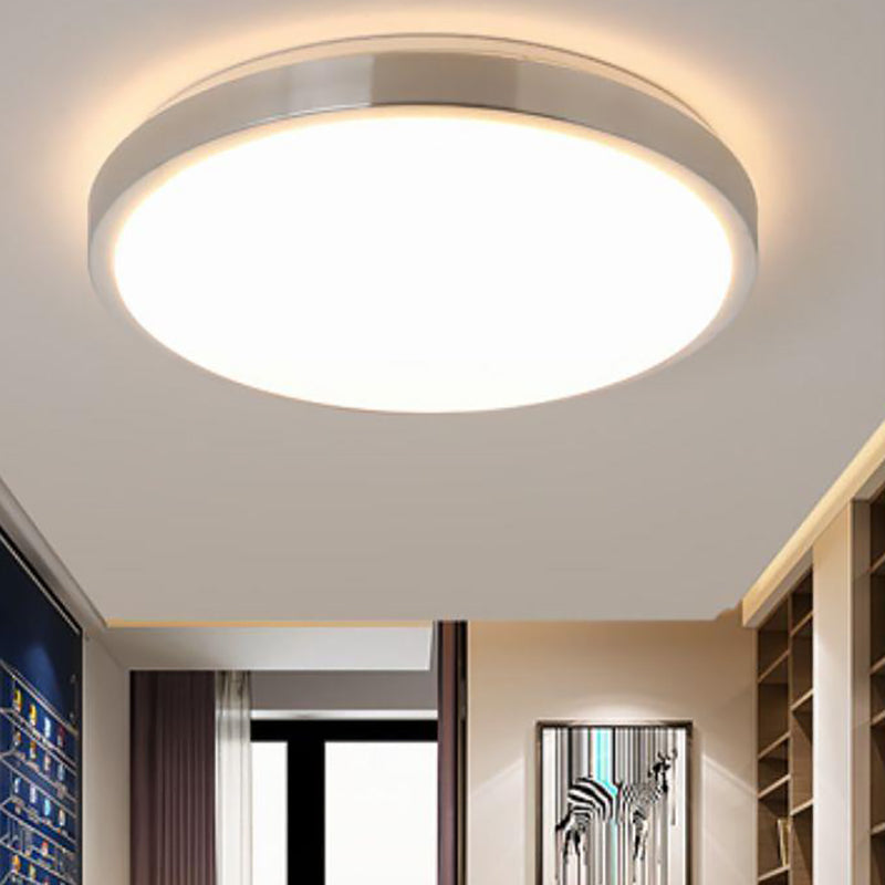 Silver Circle Ceiling Light Fixture Modern Style LED Aluminum Close to Ceiling Lighting