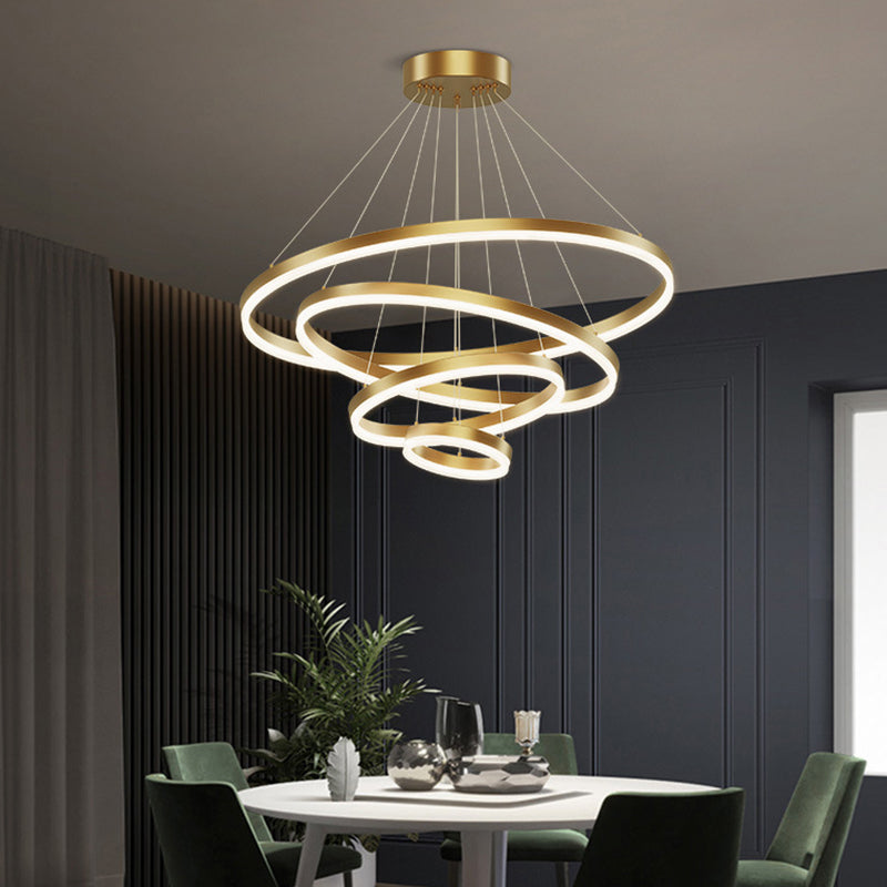 Lustre moderne en or silmous