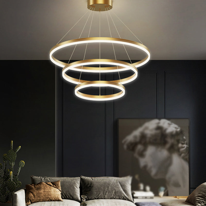 Lustre moderne en or silmous