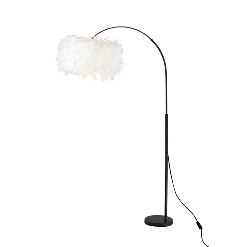 Modern Floor Lamp Household Floor Lighting Fixture with Feather Shade for Sitting Room