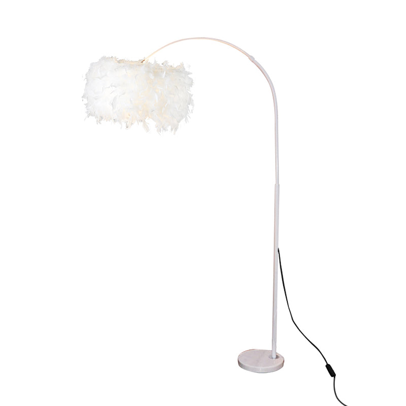 Modern Floor Lamp Household Floor Lighting Fixture with Feather Shade for Sitting Room