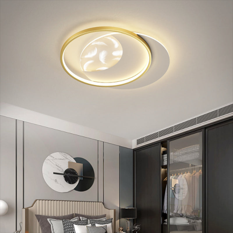 Metal Round Shade Flush Ceiling Light Modern Style 3 Lights Flush Mount Fixture