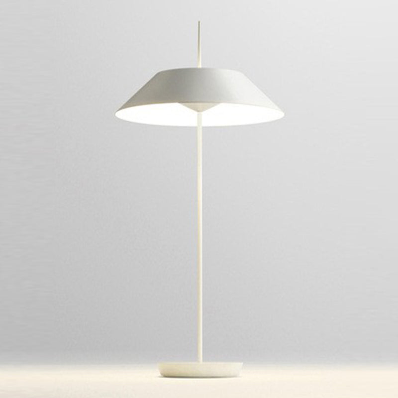 Modern Style Geometric Night Table Lamp Metal 1 Light Table Lamp