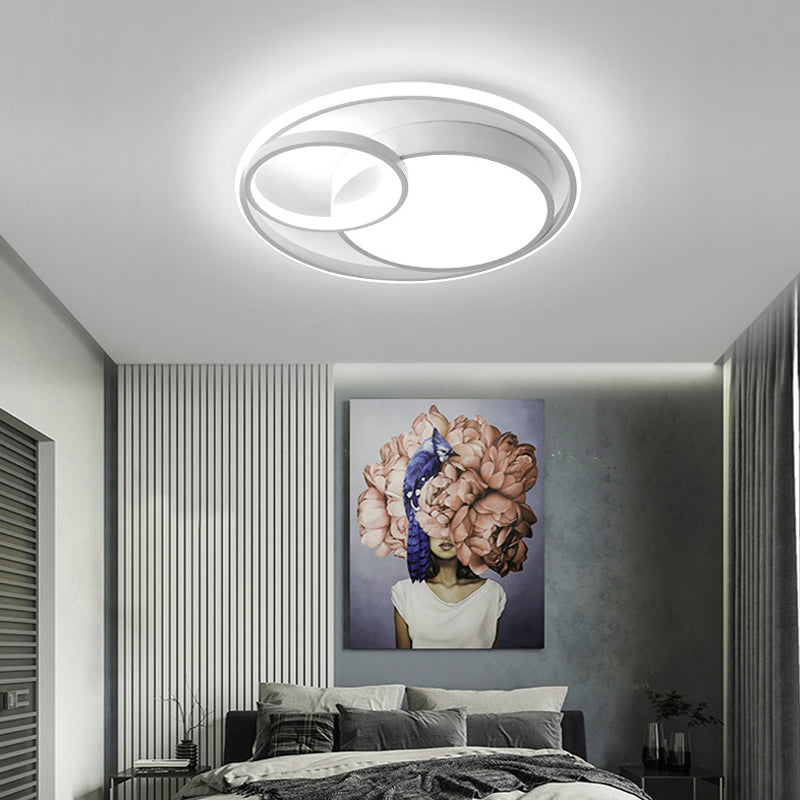 Metal Round Shade Flush Ceiling Light Modern Style 3 Lights Flush Mount Fixture