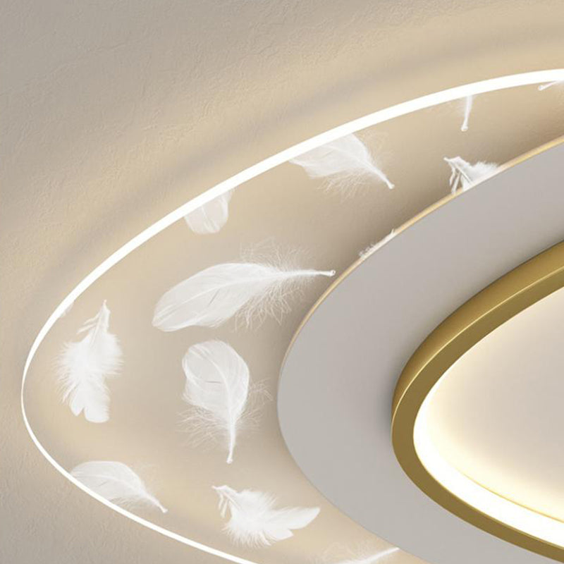 Triangolo a filo triangolare contemporaneo Metal 2 Light Flush Monte Affermazione Luce del soffitto