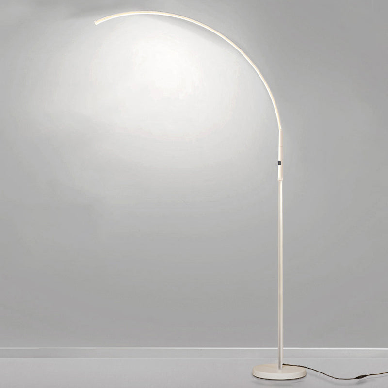 Metalen lineaire vorm vloerlicht moderne stijl 1 lichte vloerlamp armaturen