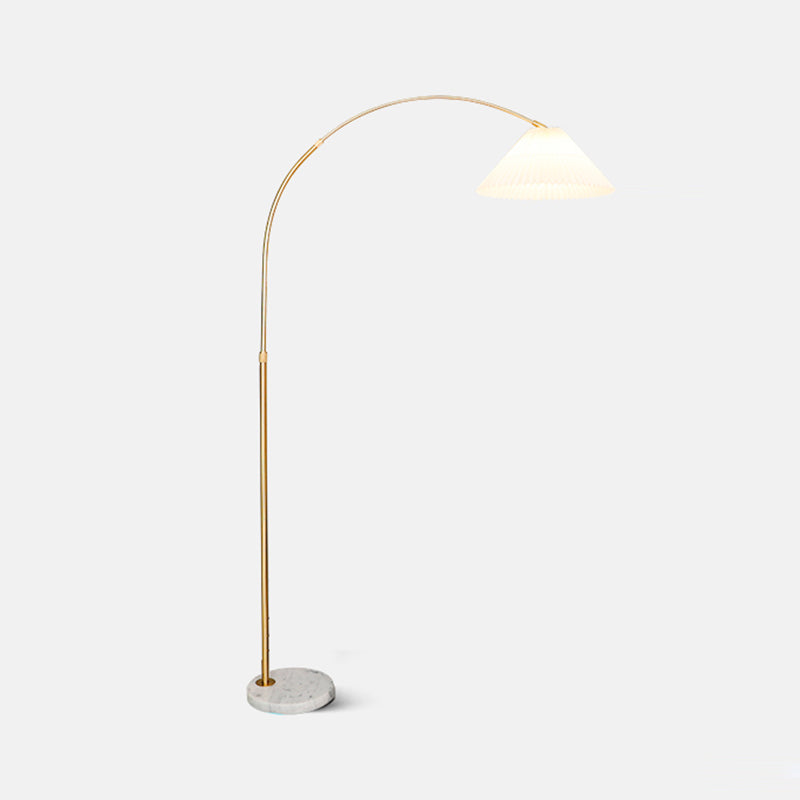 Lampe au sol colorée contemporaine Lumière de sol créative avec une teinte en tissu pour la chambre