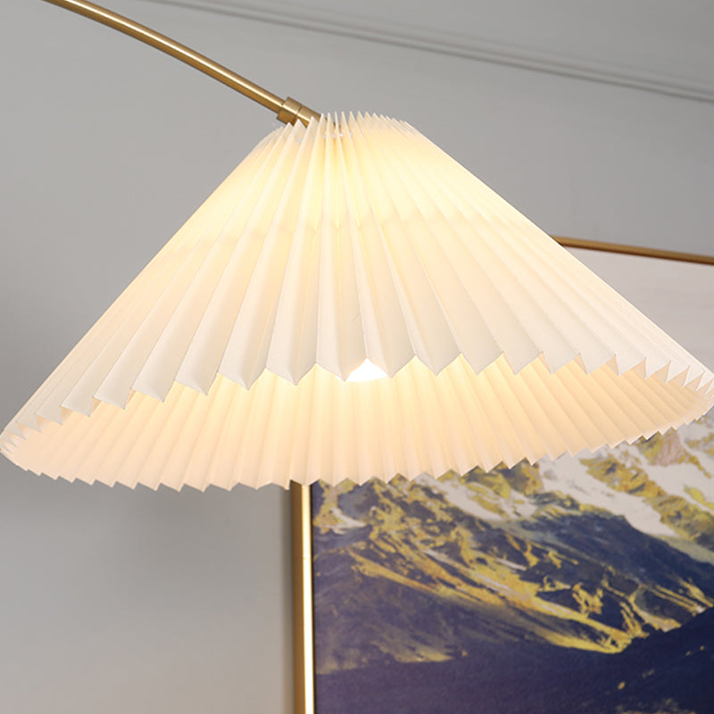 Lampe au sol colorée contemporaine Lumière de sol créative avec une teinte en tissu pour la chambre