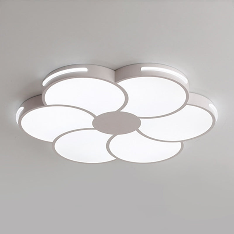 Contemporary Flower-Like Flush Light Fixture Iron 1 Light Flushmount Lighting in White