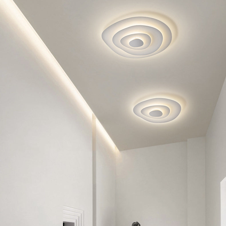 Luce a soffitto a filo metallico Luce moderna a sfioramento del soffitto